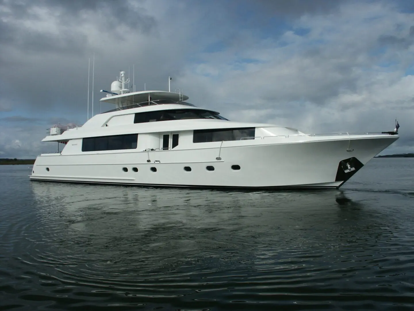 Side view of the Vita Bella yacht by the ocean
